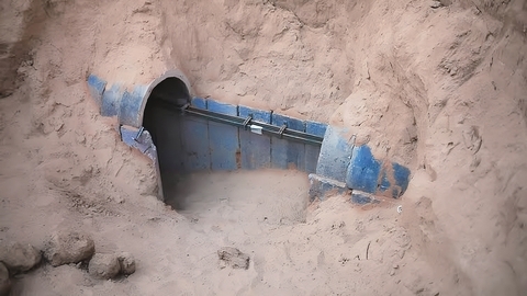 القنابل الزلزالية