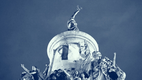 لماذا تصوِّت «الطبقة العاملة» لليمين المتطرِّف؟