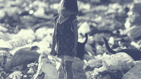 5 معلومات مهمّة لفهم خطر البلاستيك… والرأسمالية