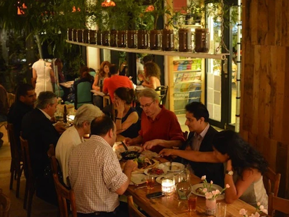 طوق نجاة أم إعادة تدوير للمأساة؟