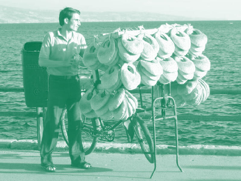 العمالة غير النظامية في لبنان