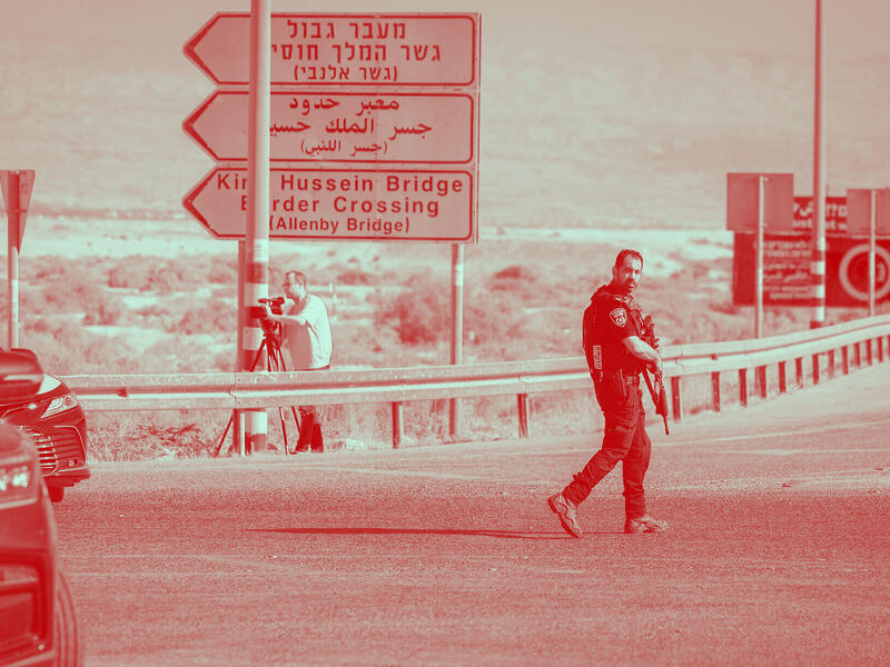 jordan west bank border crossing