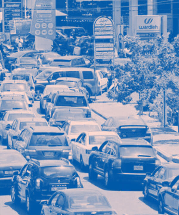 سكّان لبنان بين سندان الحرب ومطرقة الاحتكارات